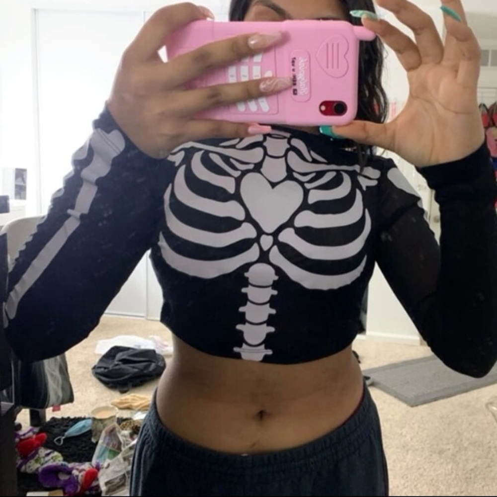 Reflective Skeleton Bones Heart Black Sheer Mesh Long Sleeve Cropped Shirt Top - Picture 4 of 12